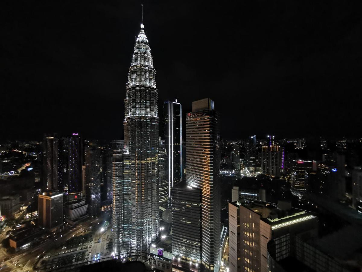 Sky Suites Klcc By Autumn Suites Premium Stay Kuala Lumpur Exterior foto