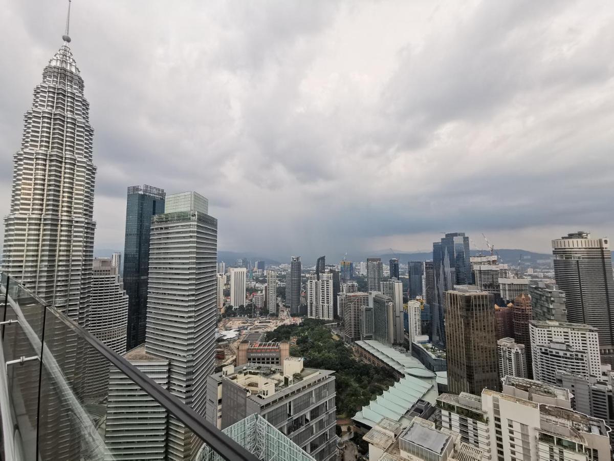 Sky Suites Klcc By Autumn Suites Premium Stay Kuala Lumpur Exterior foto